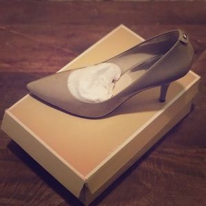 Michael Kors Pumps
